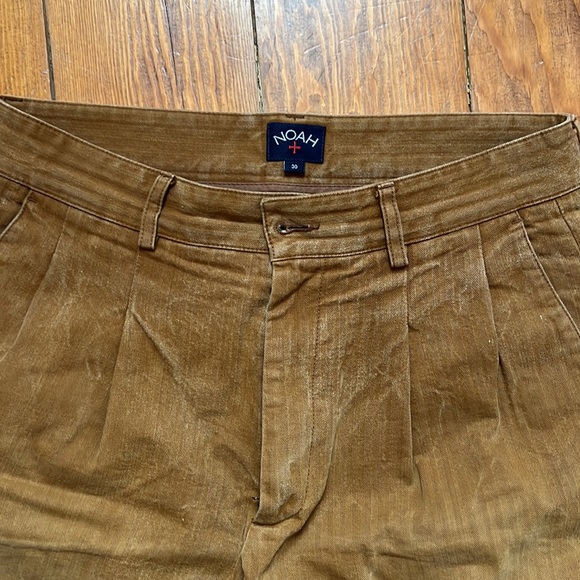 Noah Barrel Leg Khakis - 30 - Picture 2 of 3